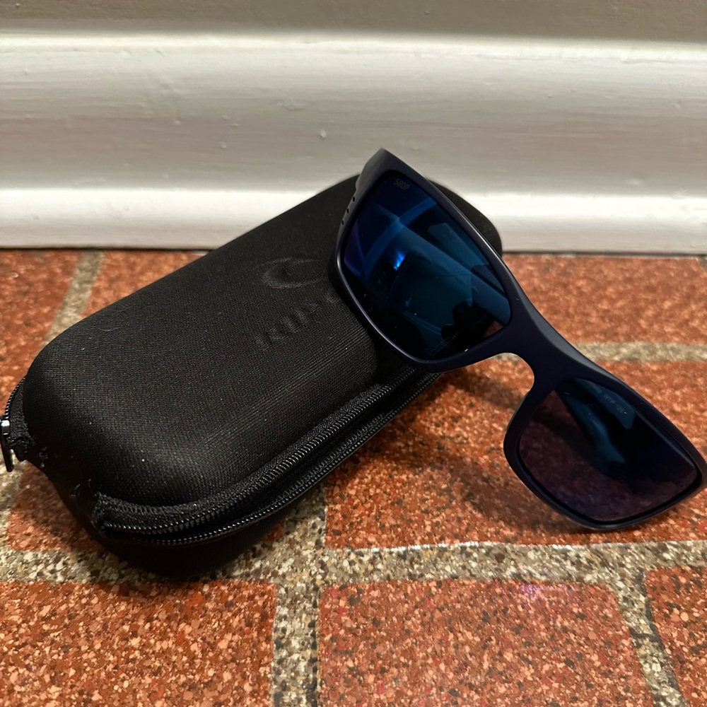Costa Del Mar Whitetip sunglasses
